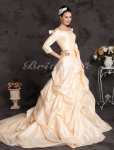 Corte A Tafetán Cola Corte Hombros Caídos Vestido de Novia