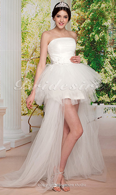Corte Evasé Asimétrico Tul Strapless
