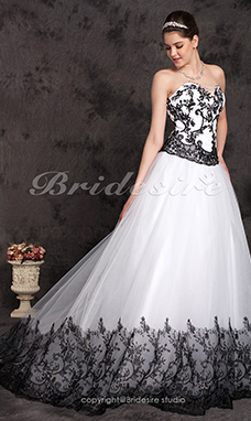 Ball Grown Encaje Cola Catedral Strapless