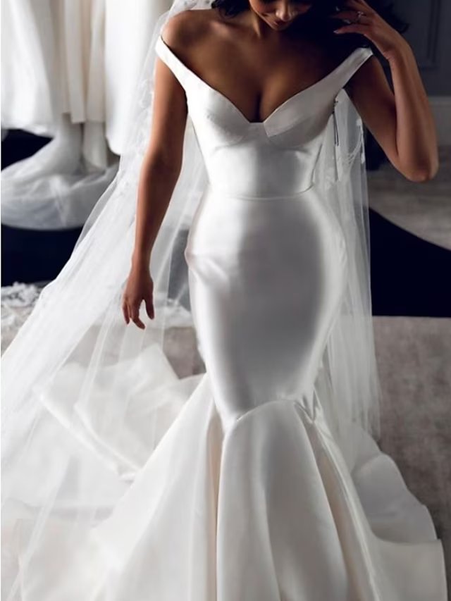 Corte Sirena Hombros Caídos Cola Corte Satén Vestido de Novia